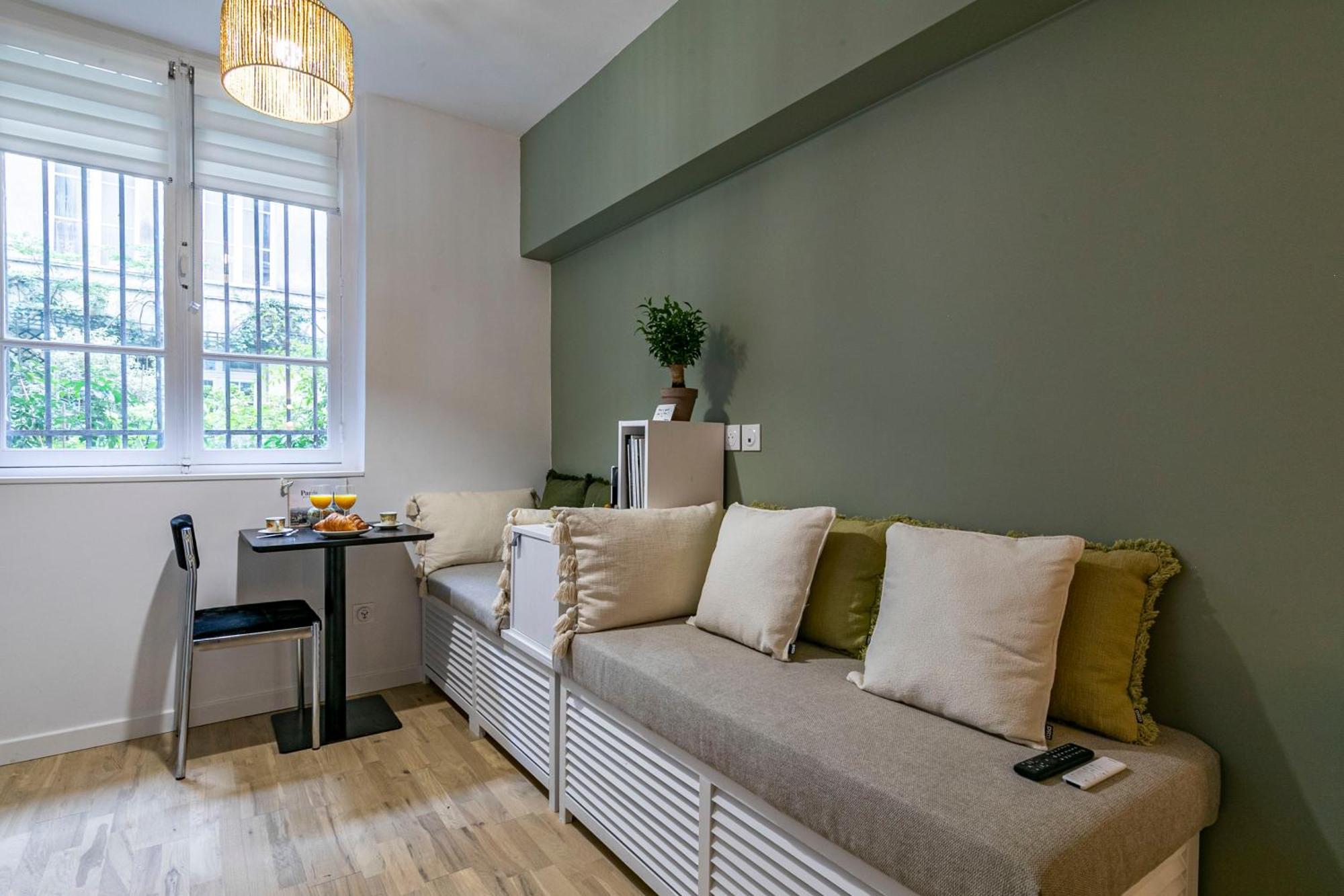 Appartamento Design And Quiet On Wooded Courtyard !