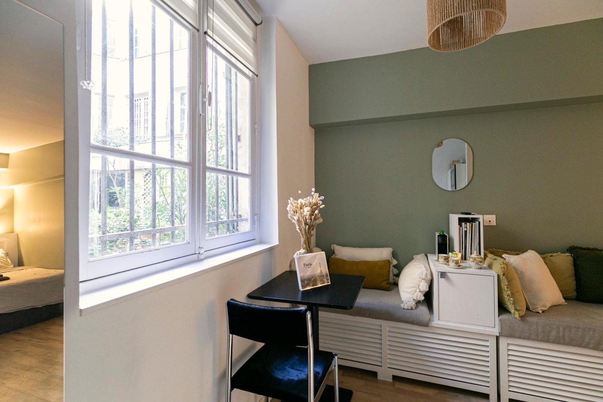 Appartamento Design And Quiet On Wooded Courtyard !